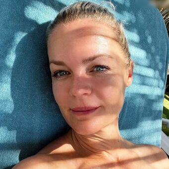 Eva Brenner Nakenläckor OnlyFans Foto 14