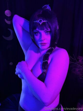 Eva Devore Nakenläckor OnlyFans Foto 45