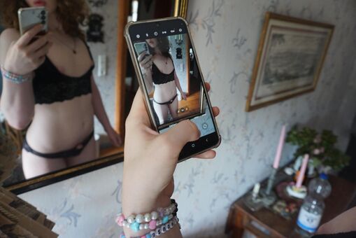 evapilled Nakenläckor OnlyFans Foto 3