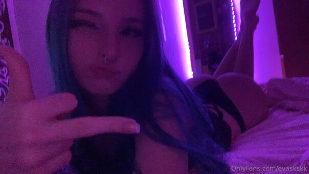 evaskskk Nakenläckor OnlyFans Foto 19