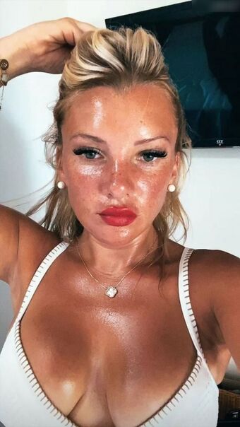 Evelyn Burdecki
