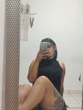 eveofhell Nakenläckor OnlyFans Foto 4
