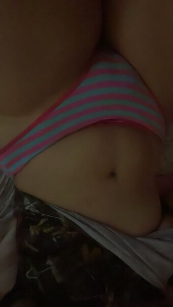 Everchanging Nakenläckor OnlyFans Foto 7