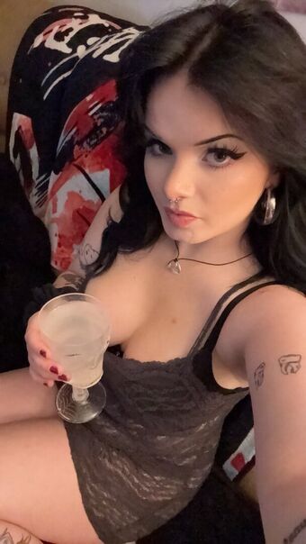 Extragal Nakenläckor OnlyFans Foto 20