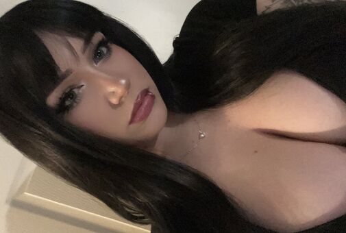 extrovurt Nakenläckor OnlyFans Foto 39