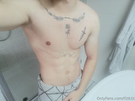 f1tk1t Nakenläckor OnlyFans Foto 26