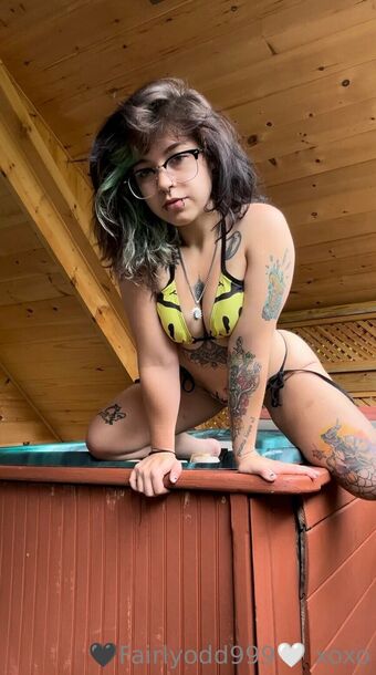 fairlyodd222 Nakenläckor OnlyFans Foto 12