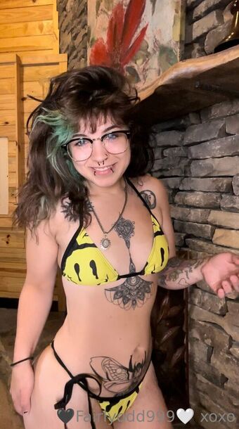 fairlyodd222 Nakenläckor OnlyFans Foto 18