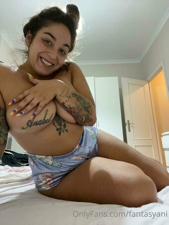 fantasyani Nakenläckor OnlyFans Foto 44