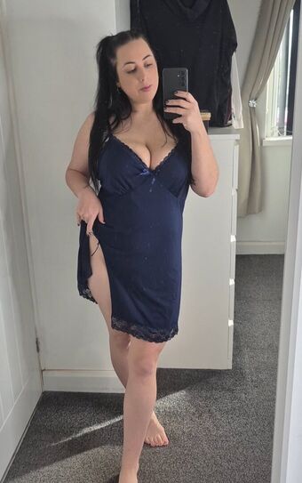 Faye Smith Nakenläckor OnlyFans Foto 15