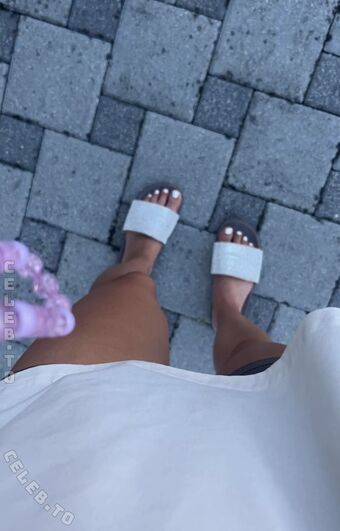 Feets Nakenläckor OnlyFans Foto 3