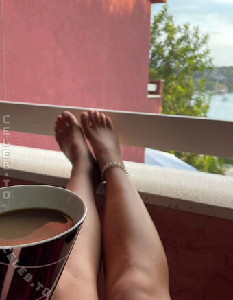 Feets Nakenläckor OnlyFans Foto 8
