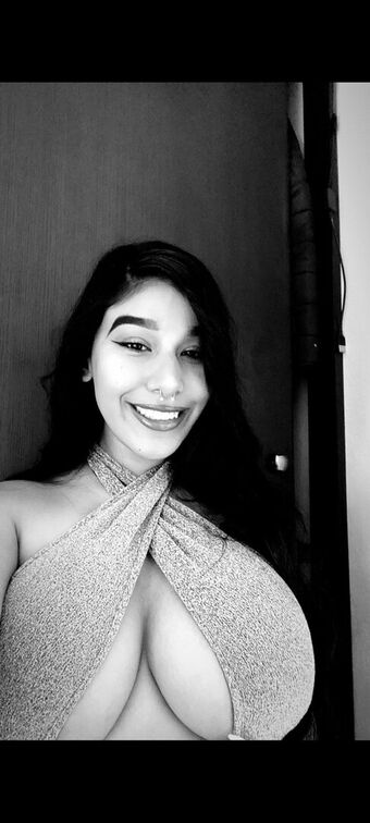 Fernanda V Nakenläckor OnlyFans Foto 13