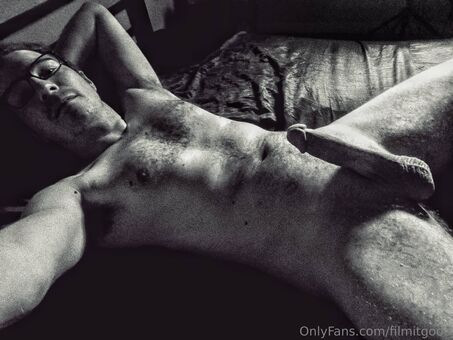 filmitgood Nakenläckor OnlyFans Foto 1