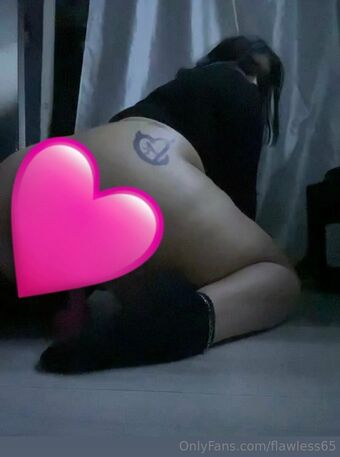 flawless65 Nakenläckor OnlyFans Foto 20
