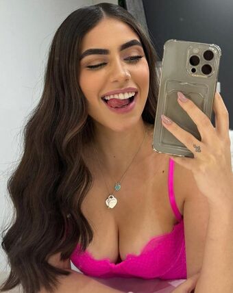 Fluxo Rajah Nakenläckor OnlyFans Foto 57