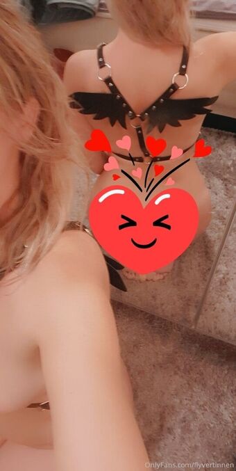 flyra Nakenläckor OnlyFans Foto 19