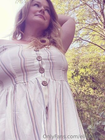 Forced2be40 Nakenläckor OnlyFans Foto 5