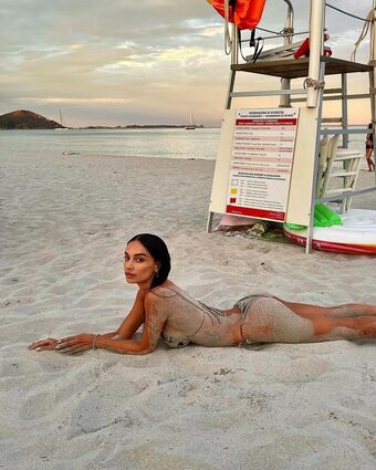 Francesca Tocca Nakenläckor OnlyFans Foto 37