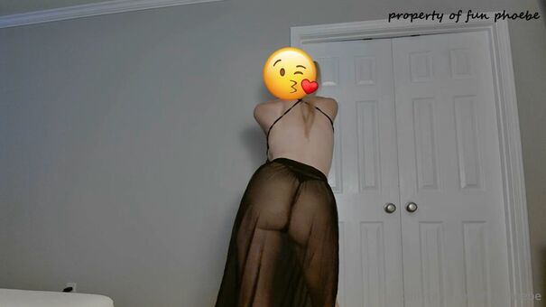 funphoebe Nakenläckor OnlyFans Foto 15