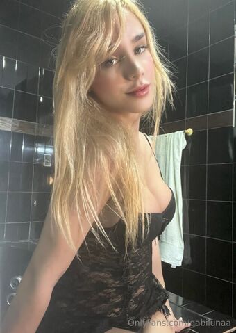 gabilunaa Nakenläckor OnlyFans Foto 33