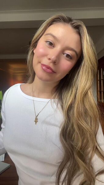 Genevieve Hannelius Nakenläckor OnlyFans Foto 197