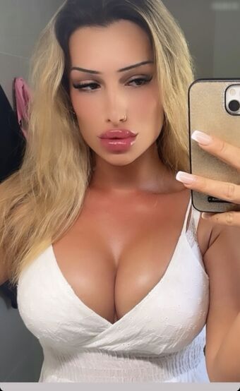 _Glamzon_ Nakenläckor OnlyFans Foto 8