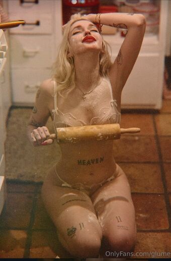 Glume Nakenläckor OnlyFans Foto 3