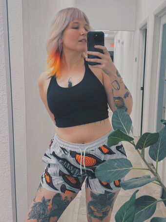 glxtchno Nakenläckor OnlyFans Foto 6