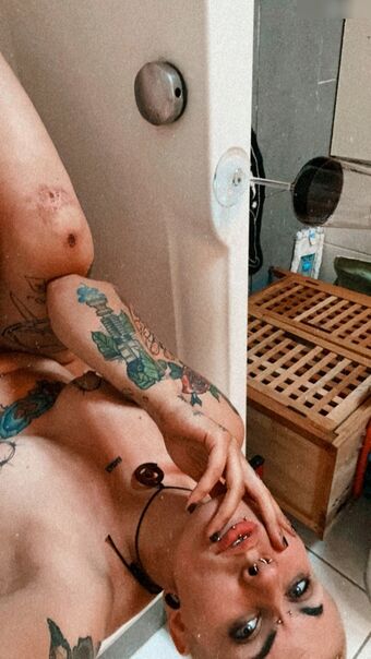 Godofbeer Nakenläckor OnlyFans Foto 15