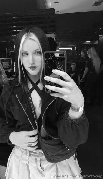 gothsharon Nakenläckor OnlyFans Foto 11