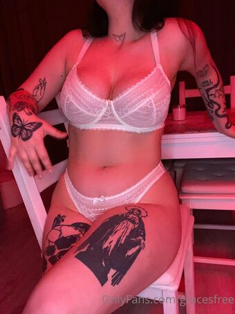 gracesfree Nakenläckor OnlyFans Foto 9