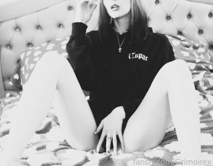 Grimoirex Nakenläckor OnlyFans Foto 36