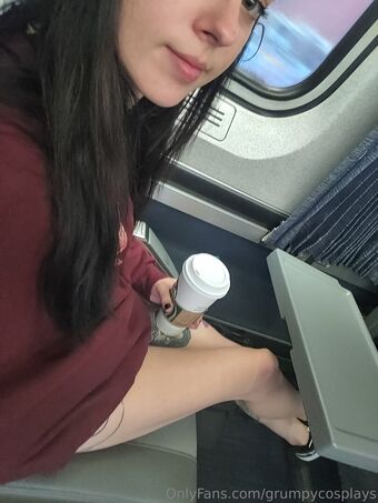 grumpycosplays Nakenläckor OnlyFans Foto 10