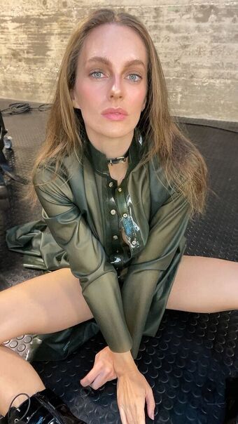 Gummipuppet Nakenläckor OnlyFans Foto 6