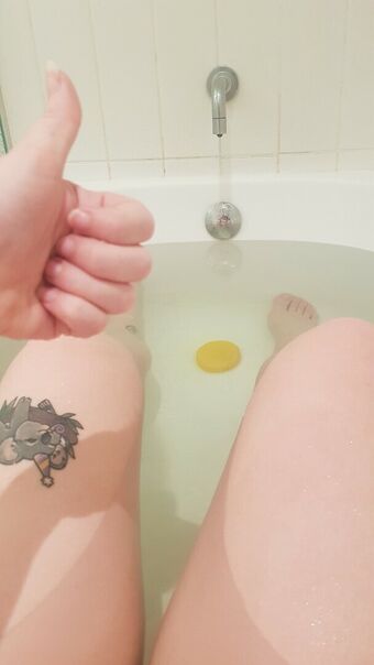 Hanasolo Nakenläckor OnlyFans Foto 15