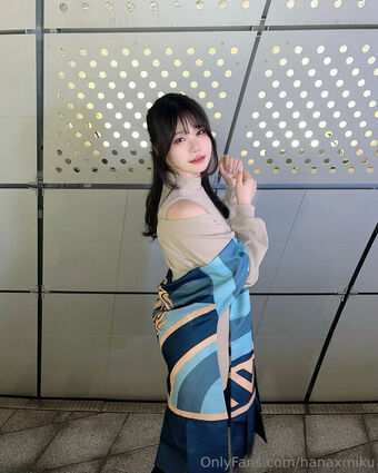 hanaxmiku