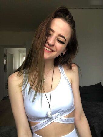 Hannexa Nakenläckor OnlyFans Foto 21