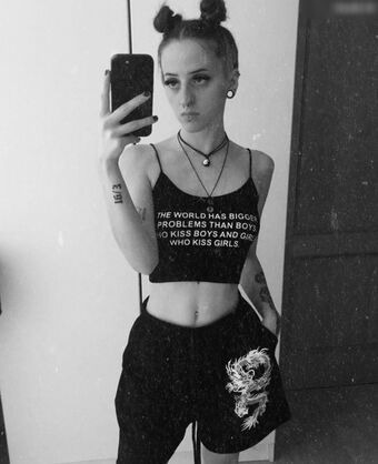 Hannexa Nakenläckor OnlyFans Foto 22