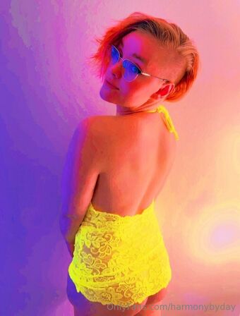 harmonybyday Nakenläckor OnlyFans Foto 16