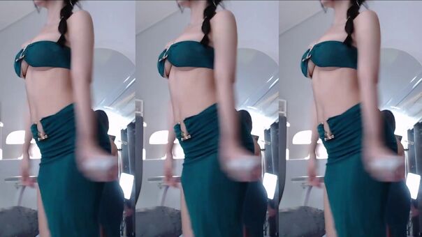 Haruzzxng 하루짱__ Nakenläckor OnlyFans Foto 40