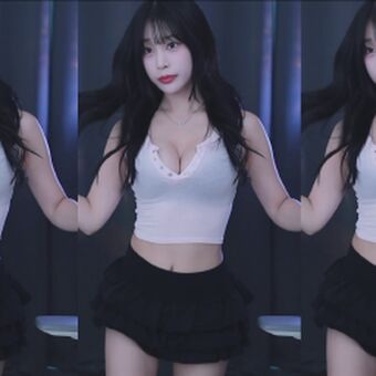 Haruzzxng 하루짱__ Nakenläckor OnlyFans Foto 44