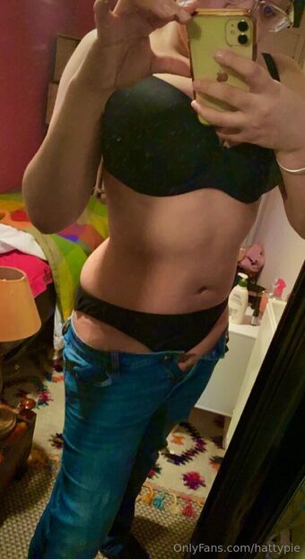hattypie Nakenläckor OnlyFans Foto 13