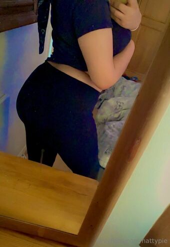 hattypie Nakenläckor OnlyFans Foto 17
