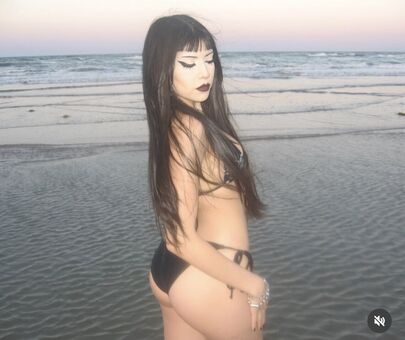 heeheeval Nakenläckor OnlyFans Foto 1