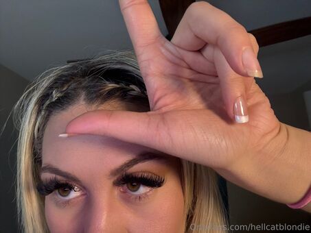 hellcatblondie Nakenläckor OnlyFans Foto 34