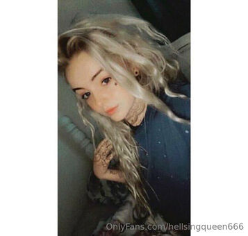 hellsingqueen666 Nakenläckor OnlyFans Foto 13