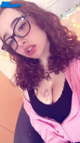 hellurkitty Nakenläckor OnlyFans Foto 14