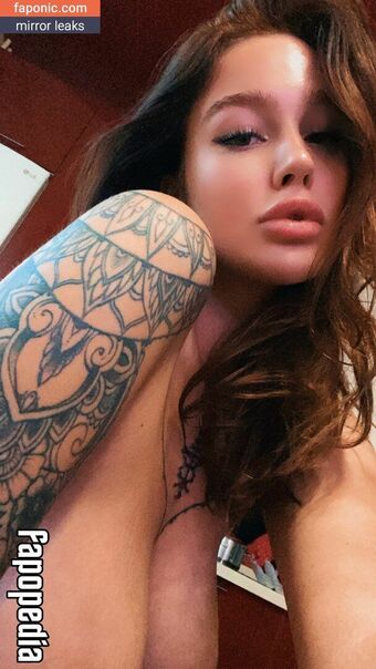 hellvoron Nakenläckor OnlyFans Foto 1