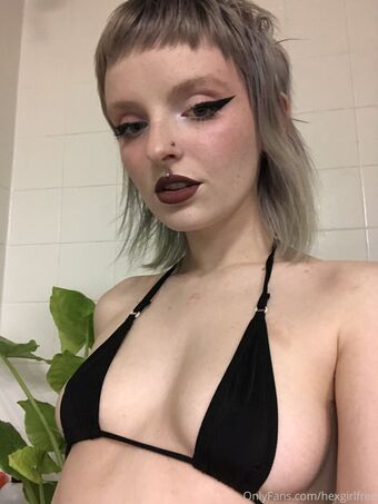 hexgirlfree Nakenläckor OnlyFans Foto 10